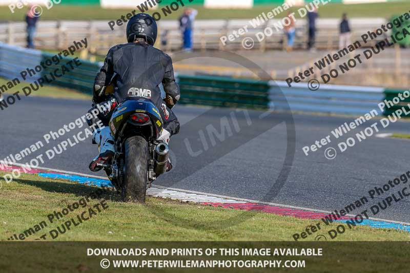 PJM Wedding Photography;enduro digital images;event digital images;eventdigitalimages;mallory park;mallory park photographs;mallory park trackday;mallory park trackday photographs;no limits trackdays;peter wileman photography;racing digital images;trackday digital images;trackday photos